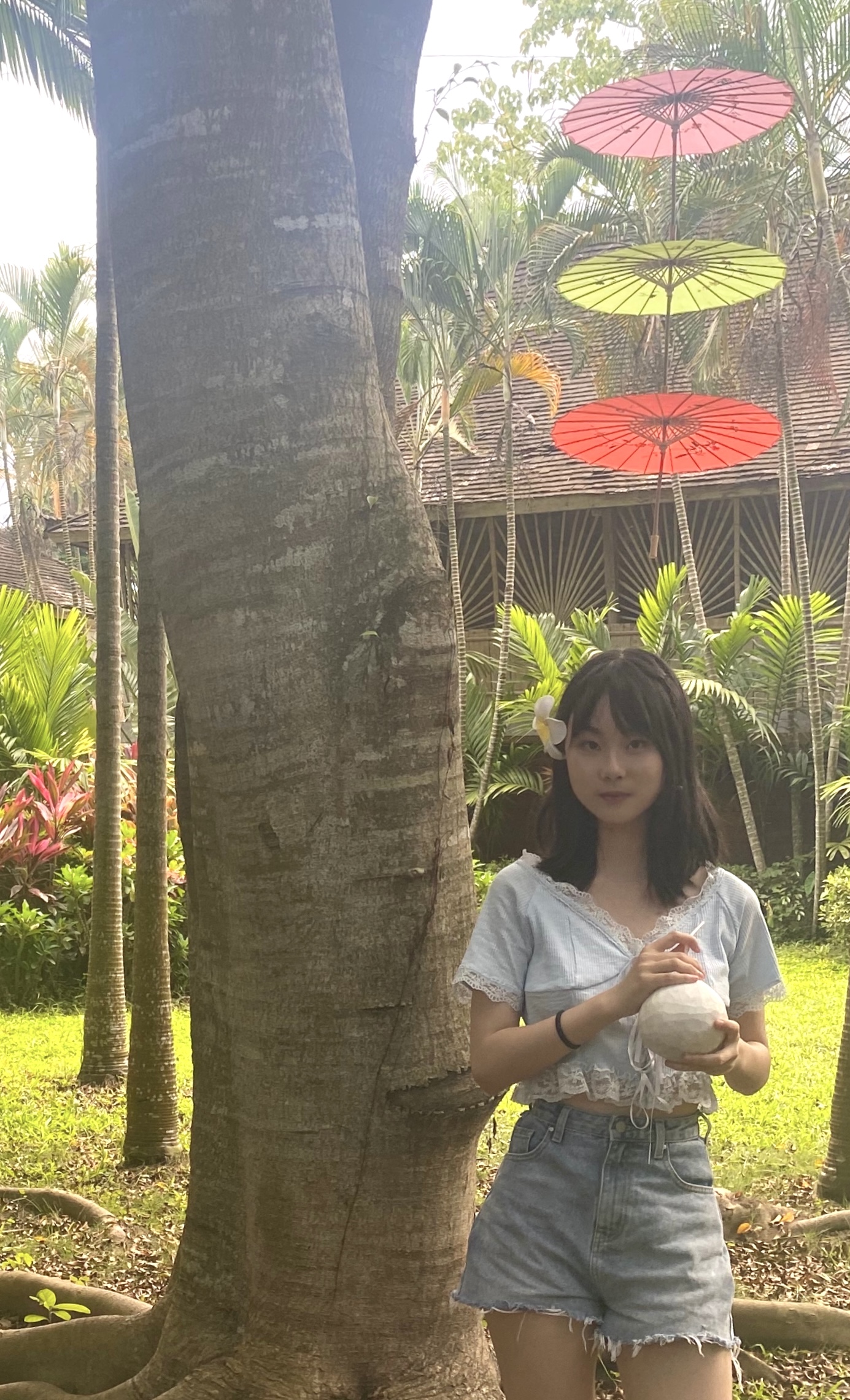 楊雨虹 香港中文大學(xué)(50000港幣獎學(xué)金）加拿大多倫多大學(xué)(12000加元獎學(xué)金）加拿大UBC大學(xué)，加拿大麥吉爾大學(xué)，英國愛(ài)丁堡大學(xué)，英國KCL大學(xué)錄取